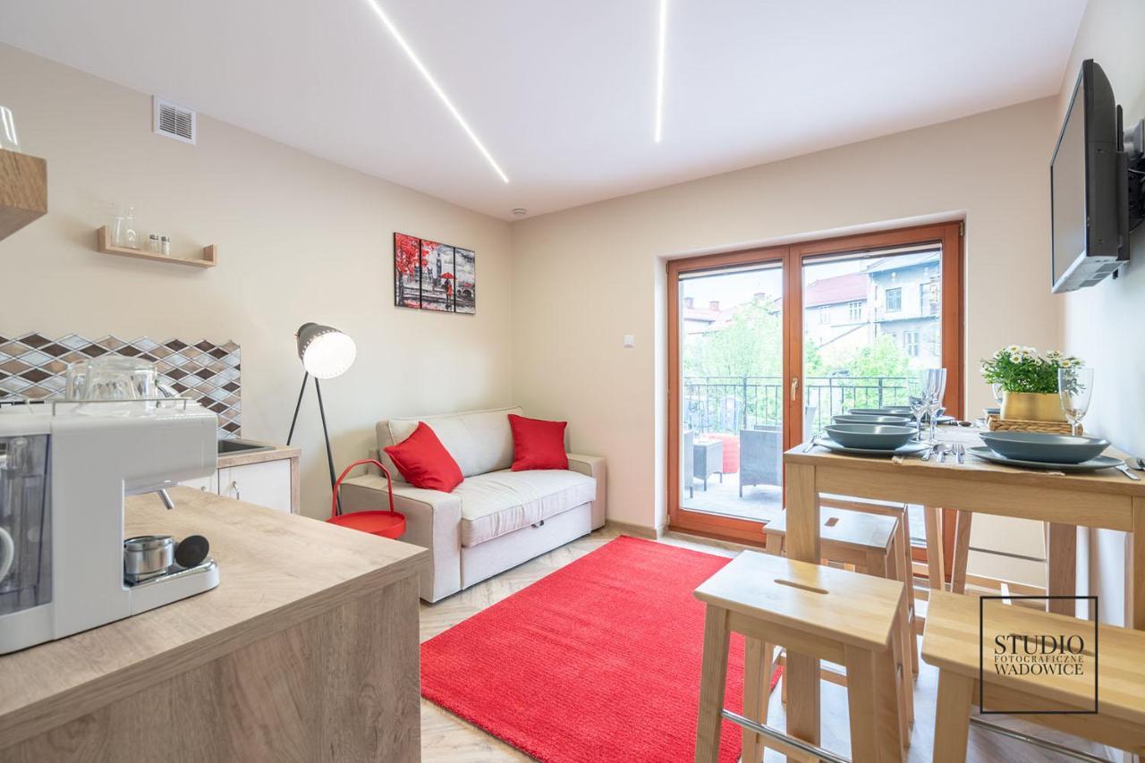 Apartament Karminowy Apartment Вадовице Екстериор снимка